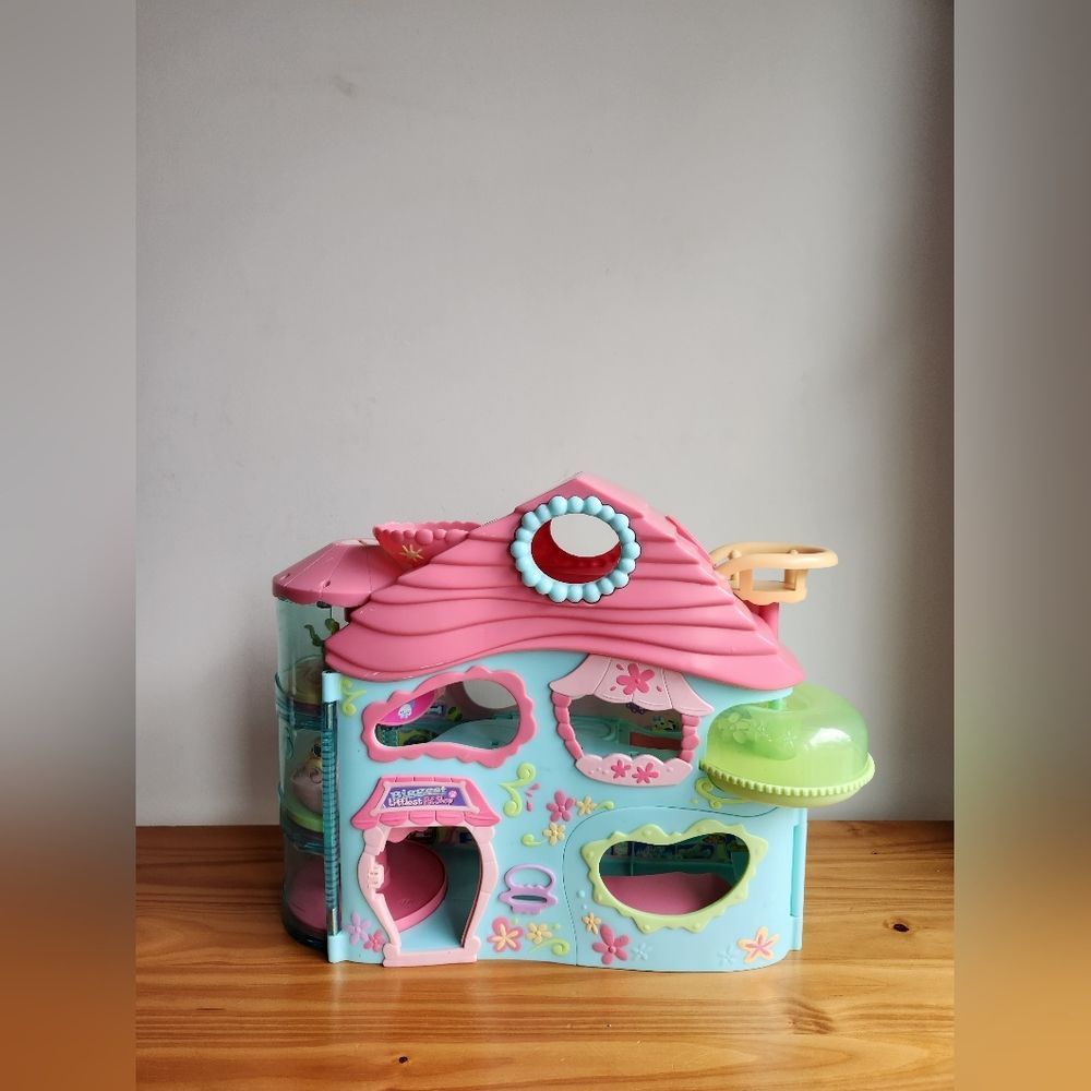 Littlest Pet Shop Biggest Playhouse Playset Hasbro Discontinued Item LPS 2005